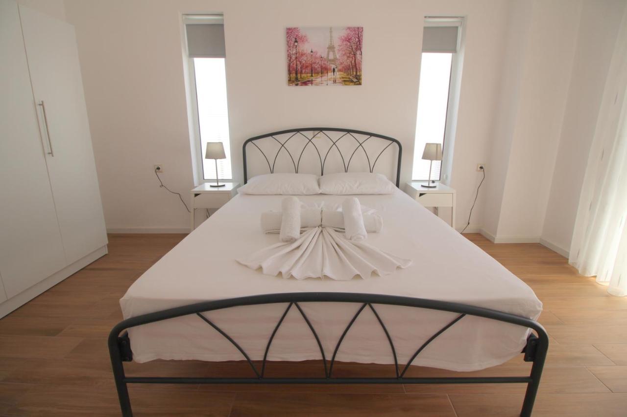 סרנדה Nefeli Apartments מראה חיצוני תמונה