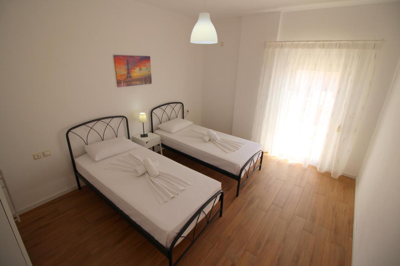 סרנדה Nefeli Apartments מראה חיצוני תמונה