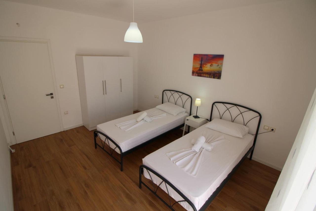 סרנדה Nefeli Apartments מראה חיצוני תמונה
