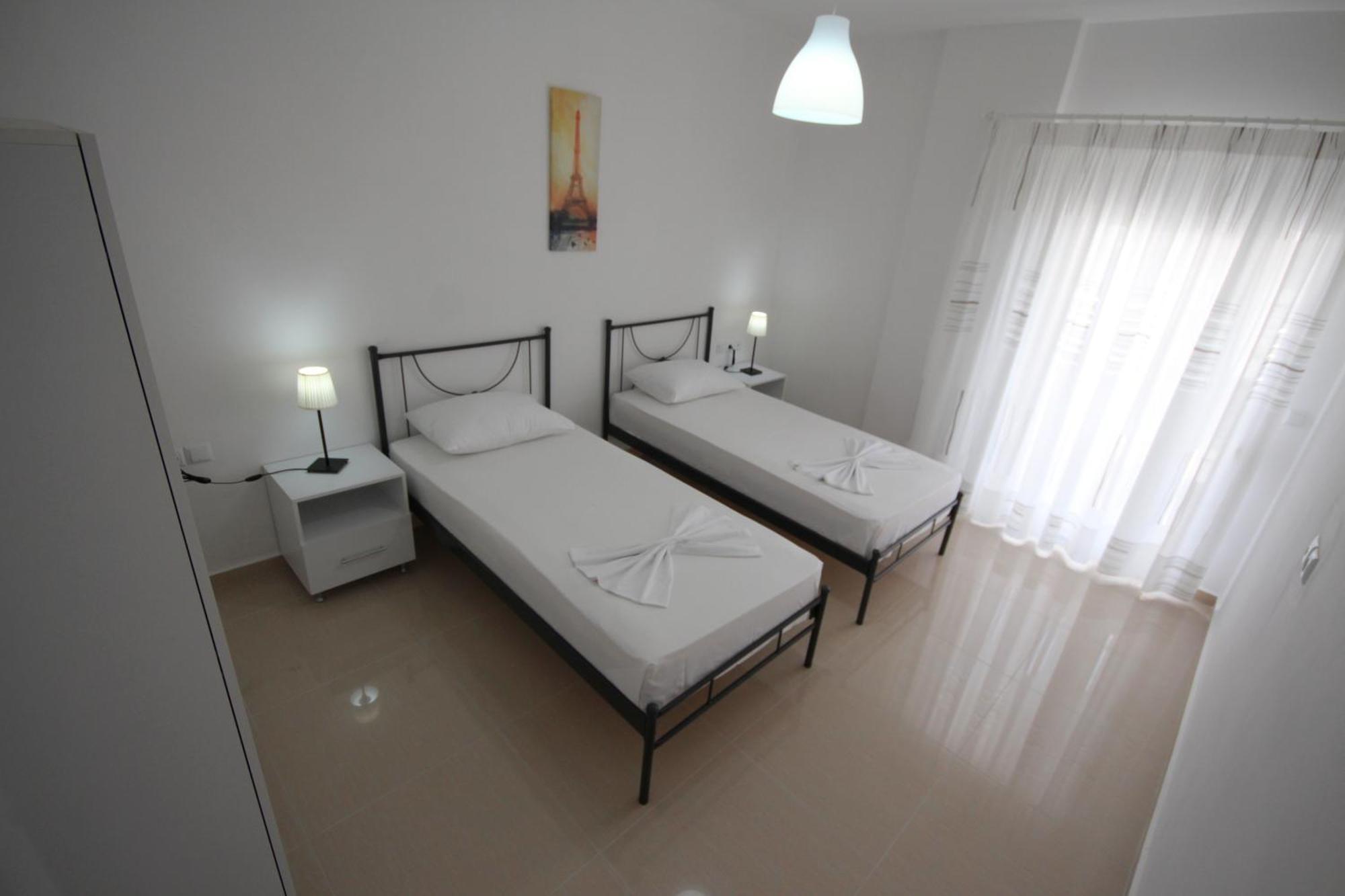 סרנדה Nefeli Apartments מראה חיצוני תמונה