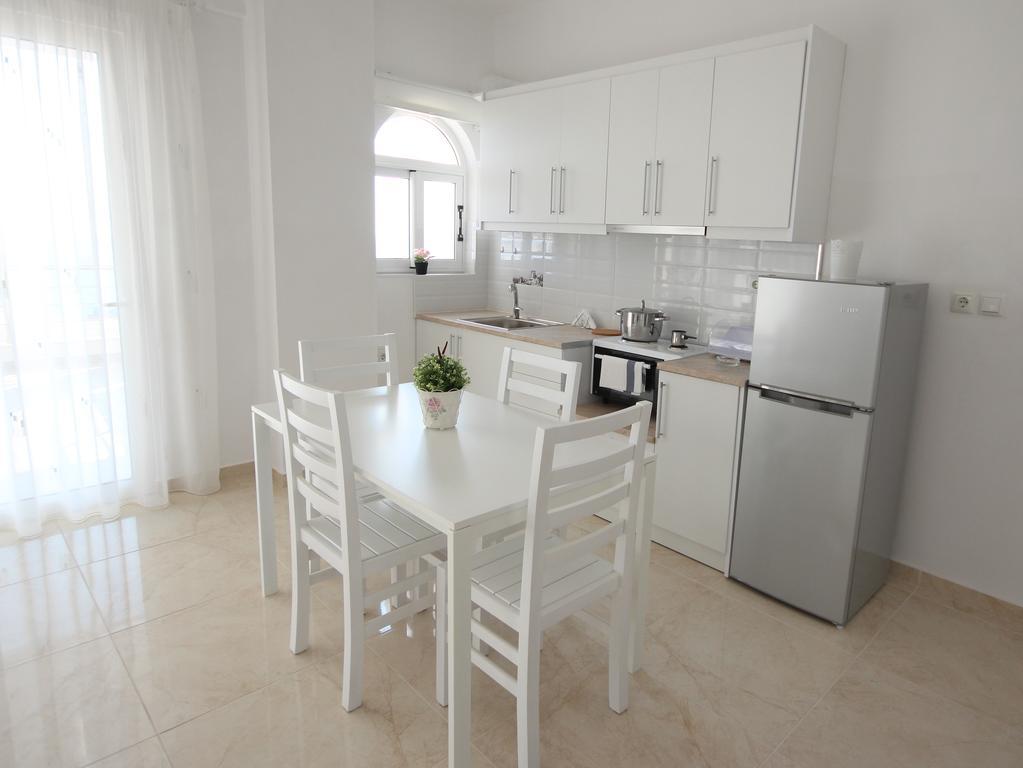 סרנדה Nefeli Apartments מראה חיצוני תמונה