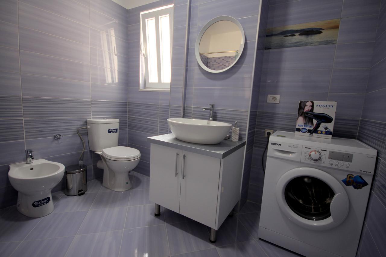 סרנדה Nefeli Apartments מראה חיצוני תמונה
